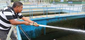 La acumulaci&oacute;n de sedimentos es otro problema que enfrenta la planta de agua potable de Esmeraldas.