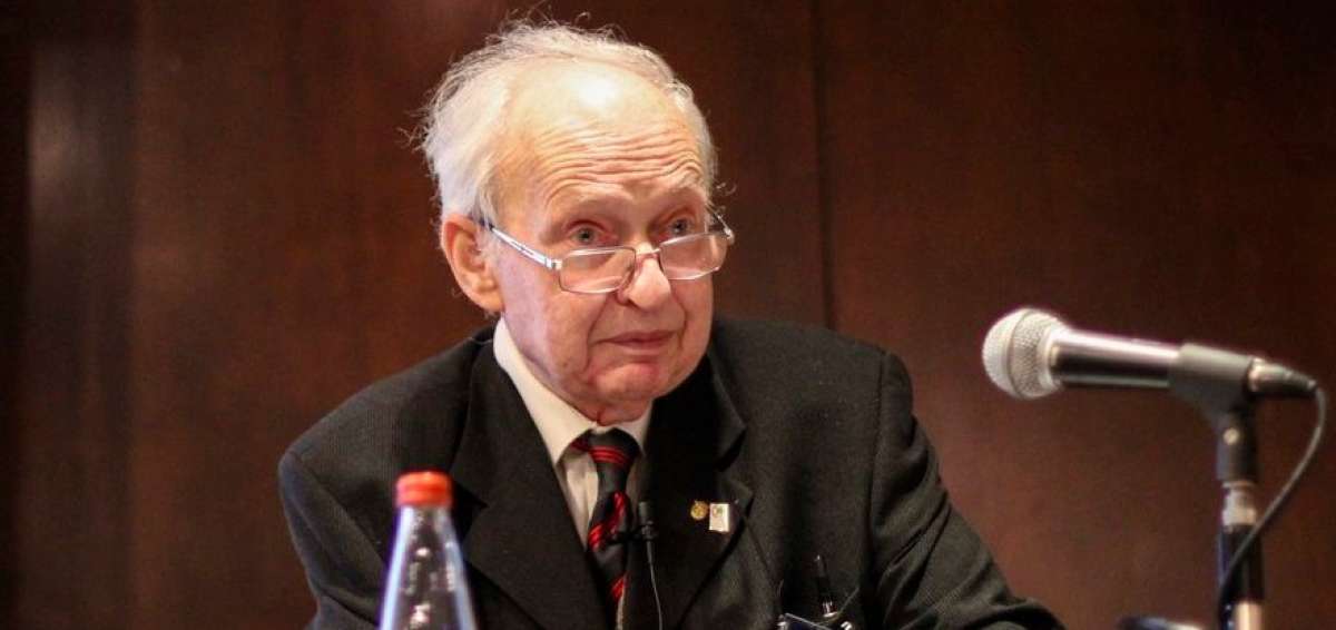 Fallece Reinhard Selten, premio Nobel de econom&iacute;a por la teor&iacute;a de los juegos