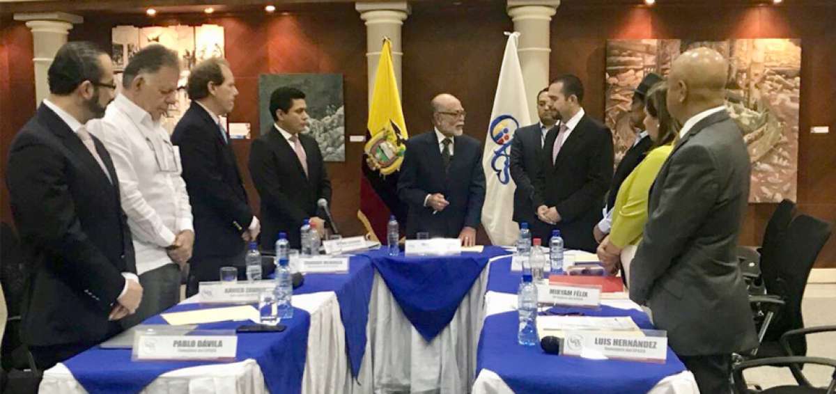 El abogado Juan Pablo Alb&aacute;n fue posesionado ayer, en Machala, como vocal del Consejo de la Judicatura. Dijo que pedir&aacute; rever designaci&oacute;n de fiscales.