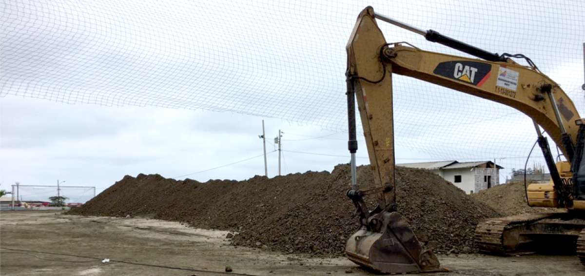 En las zonas rurales de Santa Rosa y Las Pi&ntilde;as se reconstruyen obras