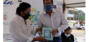 Programa "Internet de barrio" fue presentado en el cant&oacute;n manabita Jama