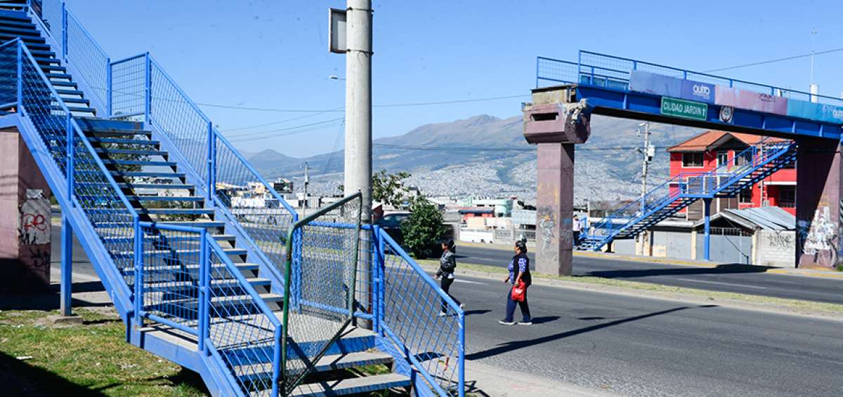 El puente peatonal que colaps&oacute; en el sector San Mart&iacute;n de Porres, el 6 de junio, ser&iacute;a reinstalado a inicios de la pr&oacute;xima semana, seg&uacute;n el Municipio.