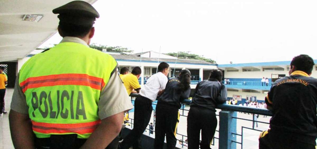 La lucha contra la droga en colegios se trata como asunto de salud p&uacute;blica