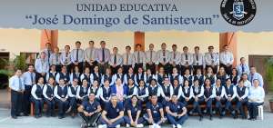 La plana docente siente con orgullo que los valores y los altos est&aacute;ndares de calidad en la educaci&oacute;n deben siempre primar en este colegio.