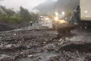 Cerradas las vías en Napo y Tena por emergencias