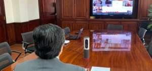 El canciller ecuatoriano Jos&eacute; Valencia durante una reuni&oacute;n virtual con sus pares de Iberoam&eacute;rica