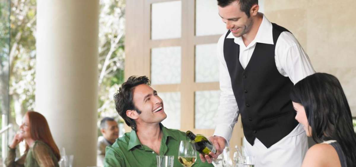 Si logra ofrecer un servicio y una comida de calidad conseguir&aacute; la satisfacci&oacute;n de los clientes.