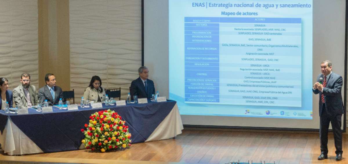 Alexis S&aacute;nchez Mi&ntilde;o, secretario del Agua, durante la presentaci&oacute;n de la ENAS, ayer en la ciudad de Quito.