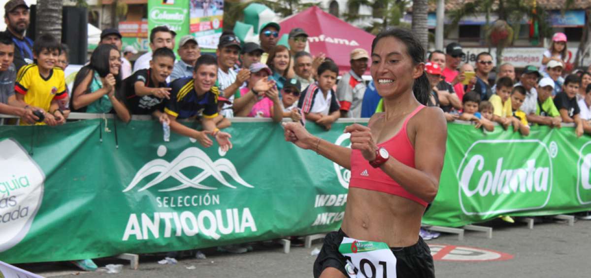 La quite&ntilde;a fue campeona de la media marat&oacute;n de La Ceja (Antioqu&iacute;a) en 2014. Landi en 2015 estuvo tomada en cuenta en el Plan de Alto Rendimiento. 