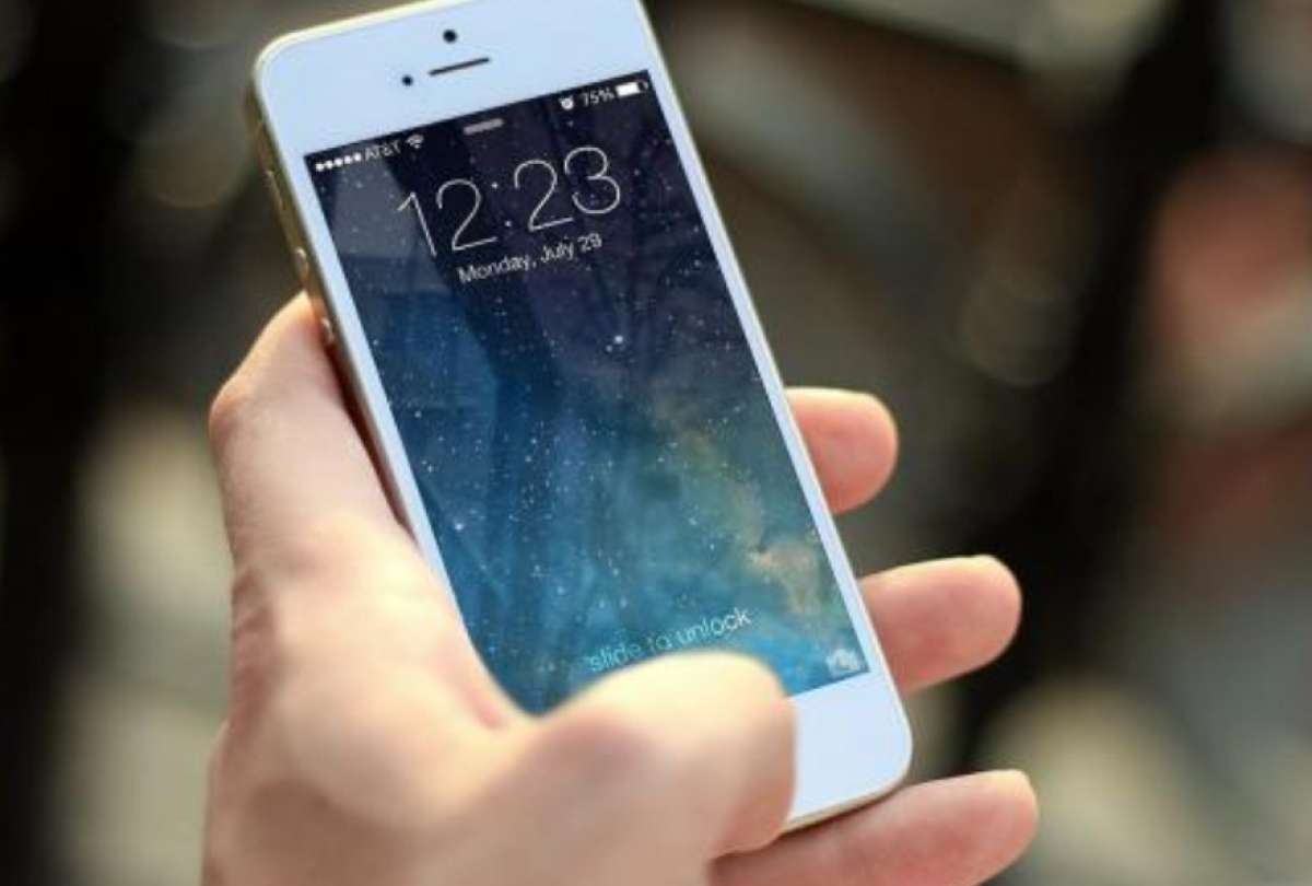La mayoría de alternativas para desbloquear celulares eliminan los datos personales almacenados en el dispositivo.