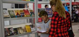 En el estand de la embajada de Espa&ntilde;a, el pa&iacute;s invitado del encuentro, hubo m&aacute;s de 1.000 t&iacute;tulos para leer. 