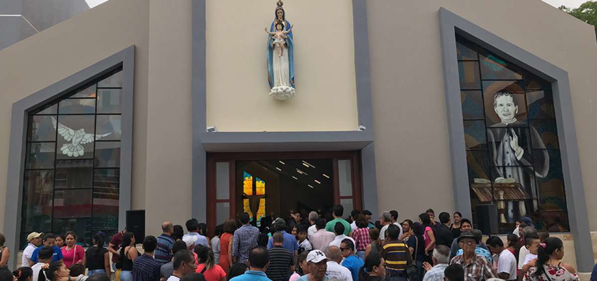El s&aacute;bado 13 de julio reinaguraron la iglesia de Tarqui, afectada por el terremoto del 16 de abril de 2016. Es una obra sismorresistente.