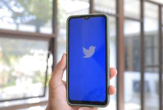 Elon Musk elimina el pago por verificación de perfiles en Twitter tras ola de impostores