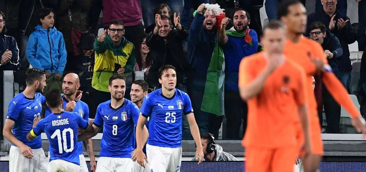 Italia y Holanda empatan en duelo de ausentes mundialistas