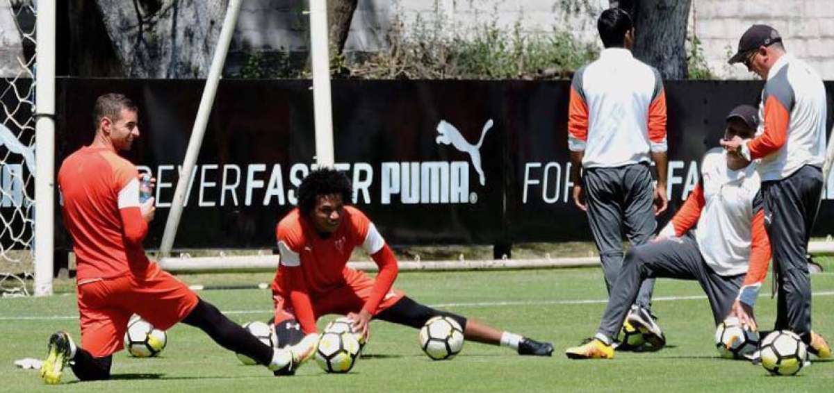 Repetto env&iacute;a a Leonel Nazareno a trabajar con las reservas de Liga