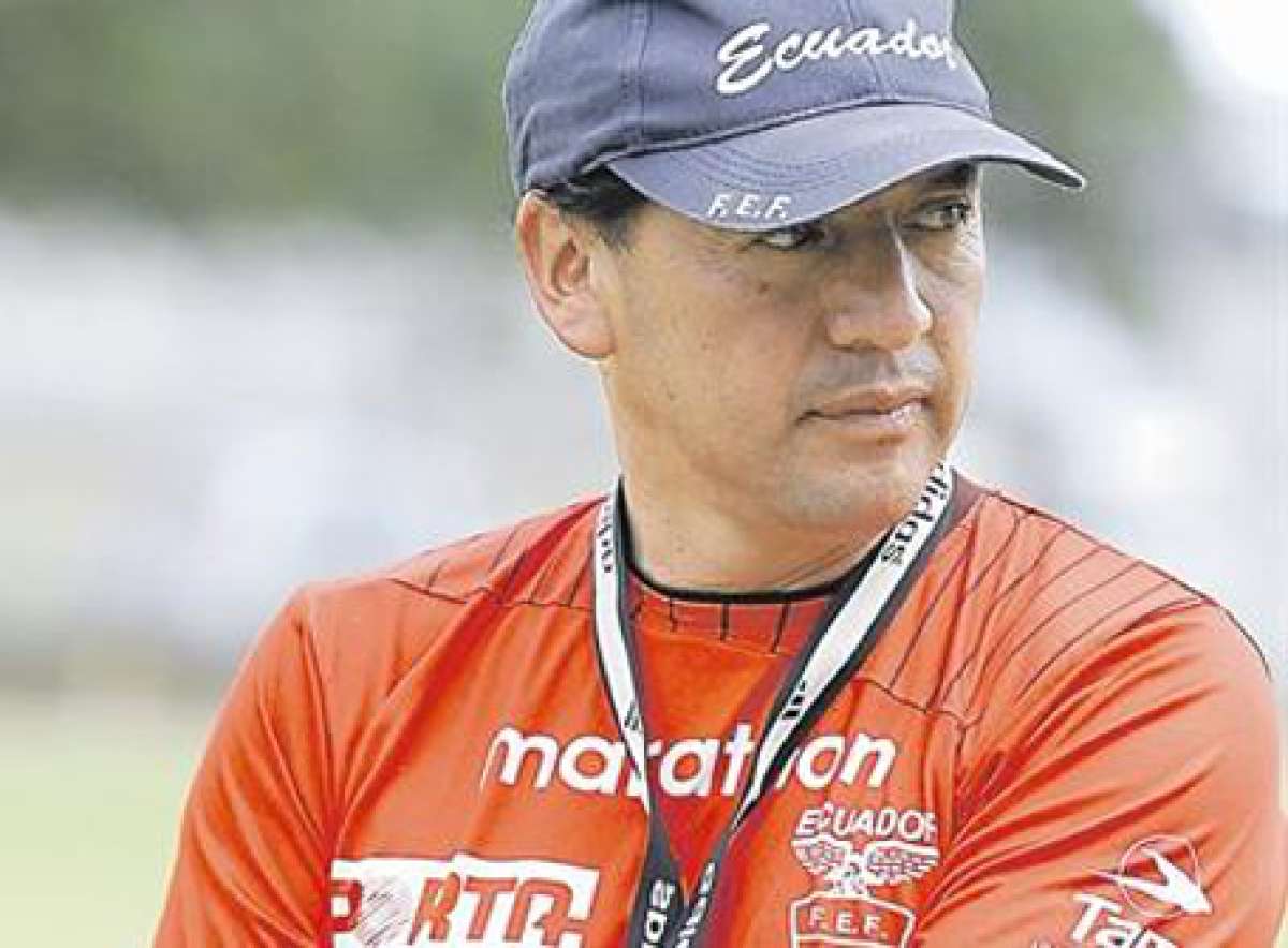Sixto Vizuete da lista de 30 convocados a la &ldquo;Tri&rdquo; Sub-20