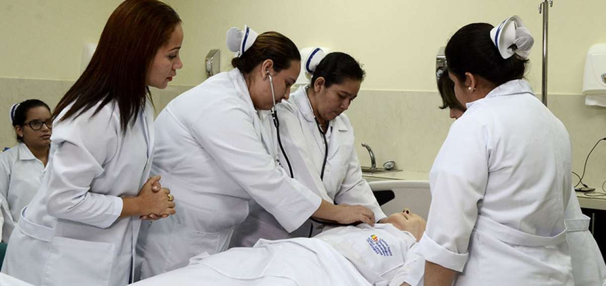 Los expertos recomiendan que la atenci&oacute;n prehospitalaria sea tratada por especialistas.    
