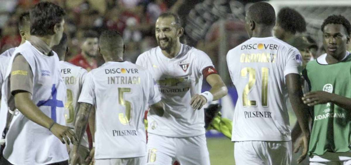 An&aacute;lisis: Hern&aacute;n Barcos y su "romance" con la Copa Sudamericana