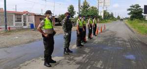 Polic&iacute;a perdi&oacute; parte de sus dedos por agresi&oacute;n ciudadana