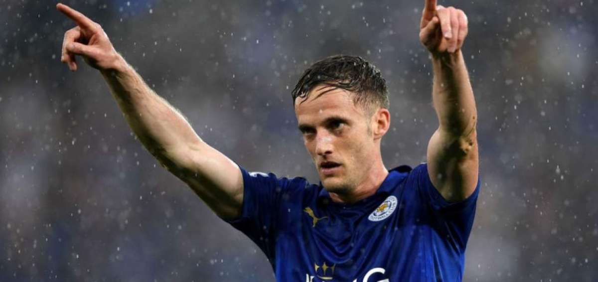 King debut&oacute; como profesional en 2007 en el Leicester City.