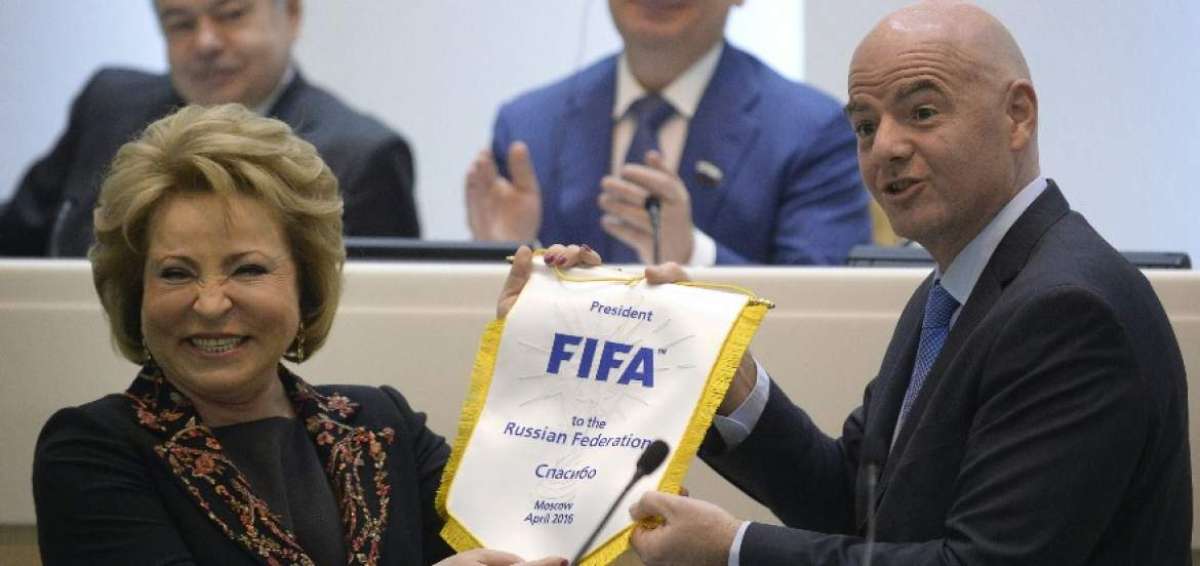 Infantino califica de "fant&aacute;sticos" los preparativos de Rusia 2018
