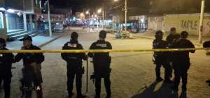 La muchedumbre no ces&oacute; en su reclamo hasta acabar con la vida de los presuntos secuestradores.