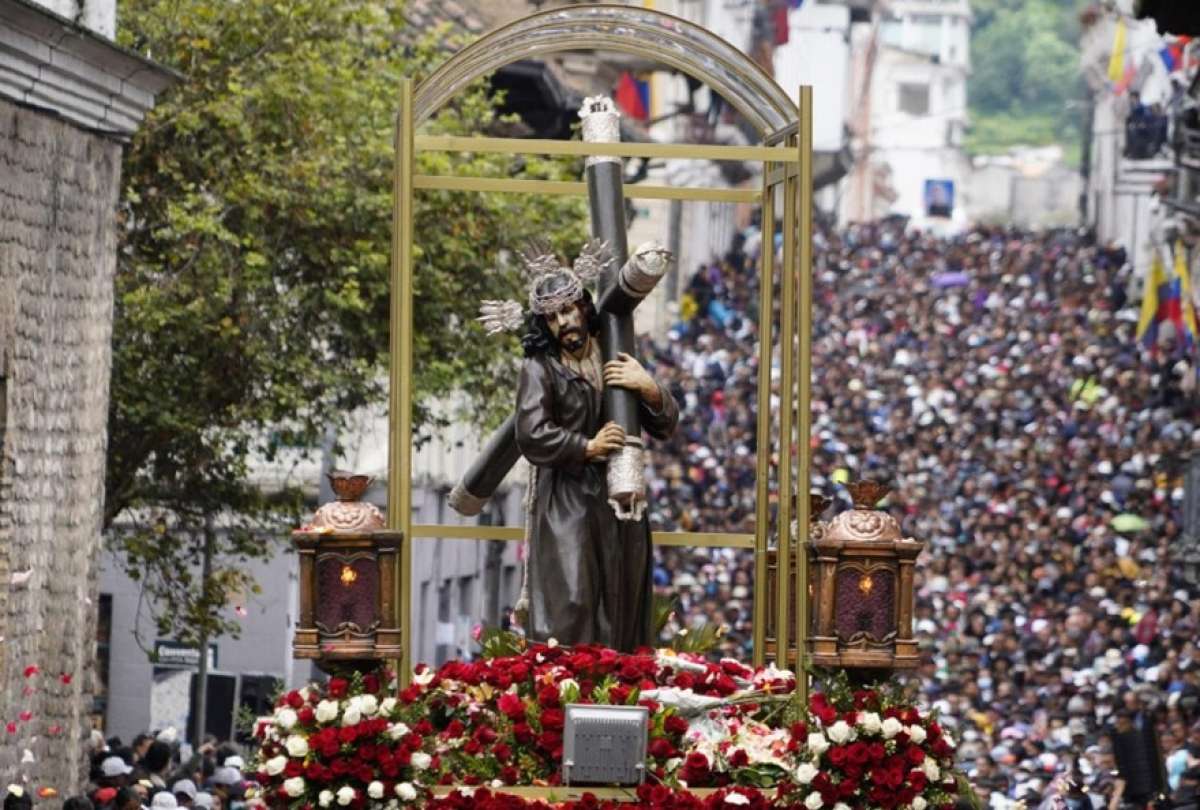 La procesi&oacute;n de Jes&uacute;s del Gran Poder es una de las manifestaciones de fe m&aacute;s grandes del mundo.
