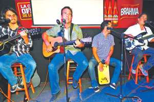 Los m&uacute;sicos han ido variando con el pasar del tiempo, sin embargo el estilo espont&aacute;neo y divertido de la banda se ha mantenido. Cada uno de ellos ha colaborado para que sus canciones y videos sean siempre de buena calidad.