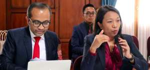 Delegaci&oacute;n de Indonesia durante el di&aacute;logo que mantuvo con autoridades ecuatorianas. 