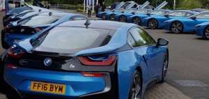 Jugadores del Leicester reciben coches de lujo por su t&iacute;tulo en la Premier