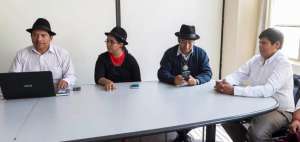El encuentro entre los coordinadores o representantes del sector ind&iacute;gena se llev&oacute; a cabo en la sede de la Conaie, ubicada al norte de Quito.