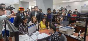Asamble&iacute;stas presentan acci&oacute;n de protecci&oacute;n contra designaci&oacute;n de vicepresidenta encargada
