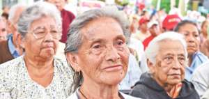 El 29 de septiembre se celebra el D&iacute;a Nacional de los Adultos Mayores y el 1 de octubre el d&iacute;a mundial, con el fin de fortalecer una sociedad para todas las edades. Archivo / El Tel&eacute;grafo