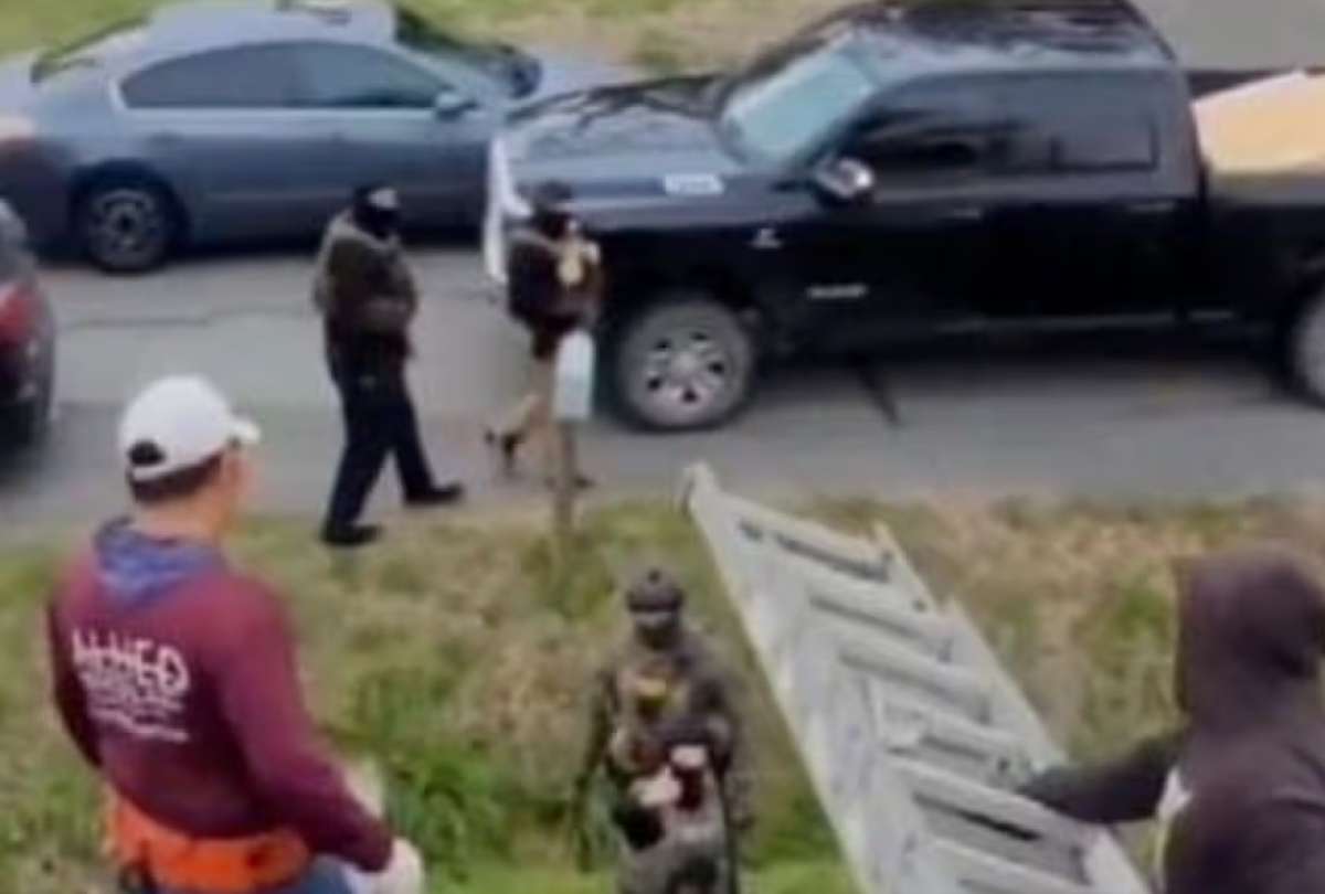 Usuarios en redes criticaron la acci&oacute;n de la due&ntilde;a de casa que denunci&oacute; a los migrantes.