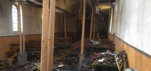Hoy se tiene previsto evaluar a profundidad el estado de la iglesia patrimonial de Tumbaco en Quito, adem&aacute;s de retirar los escombros.