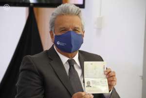 El pasaporte electr&oacute;nico, una nueva conquista de la pol&iacute;tica 'Ecuador digital'