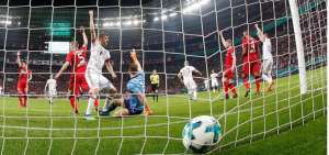 El Bayern golea al Leverkusen y clasifica a la final de la Copa alemana