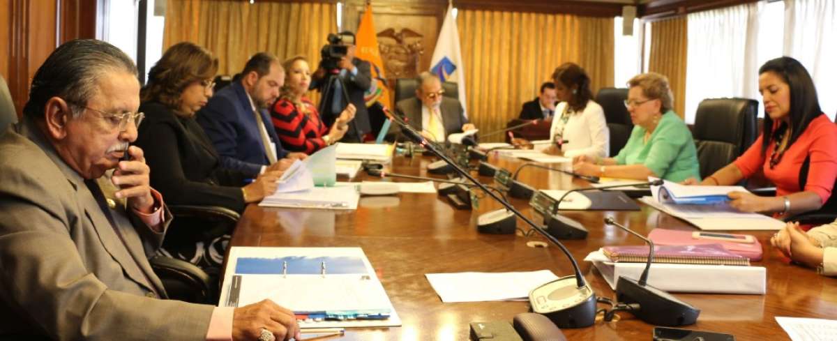 Sesi&oacute;n del pleno del mi&eacute;rcoles 21 de diciembre.