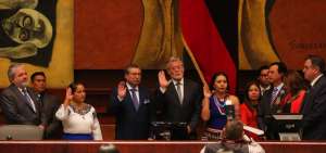 Los vocales titulares del CNE definitivo fueron posesionados por la Asamblea.
