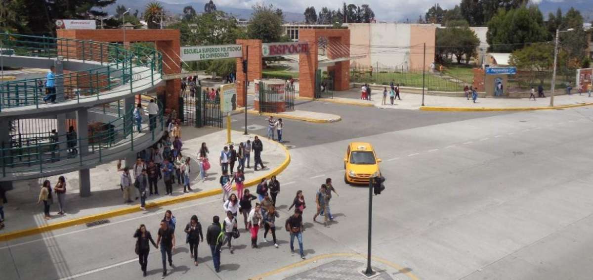 Problemas en la Espoch obligan a suspender actividades acad&eacute;micas y administrativas