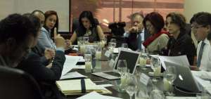 Frente contra la Corrupci&oacute;n analiza posibles reformas al sistema de contrataci&oacute;n p&uacute;blica