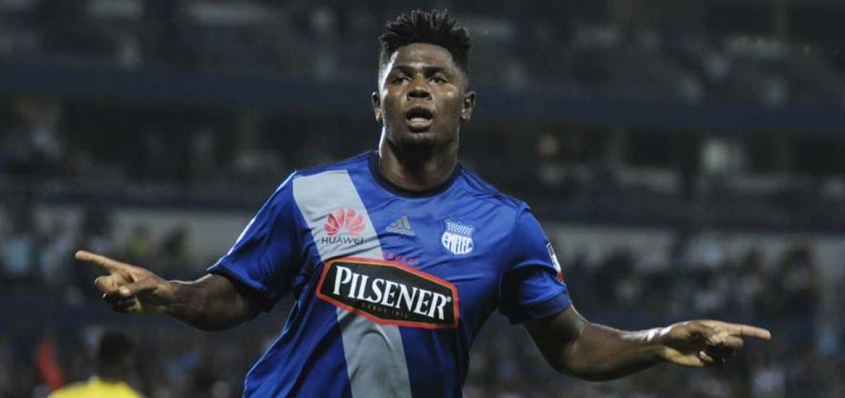 El delantero Marlon de Jes&uacute;s comandar&aacute; el ataque de Emelec para el partido de hoy contra Delf&iacute;n. El futbolista lleva seis tantos en la temporada.  