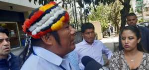 Dirigente ind&iacute;gena rinde versi&oacute;n en la Fiscal&iacute;a por los hechos de octubre