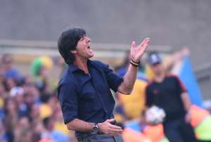 Joachim L&ouml;w recalc&oacute; que las altas temperaturas afectaron el rendimiento de Alemania. Foto: AFP