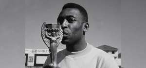 Edson Arantes do Nascimento, Pel&eacute;, condujo a Brasil a ganar su tercer mundial en M&eacute;xico 70. El &ldquo;scratch&rdquo; se qued&oacute; para siempre con la Copa Jules Rimet.   