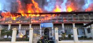 Colegio Fern&aacute;ndez Salvador acoger&aacute; a estudiantes de unidad incendiada