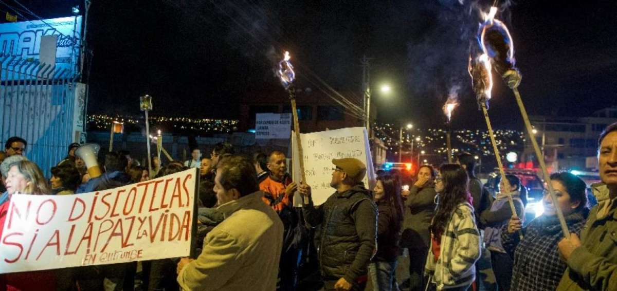 Antorchas se encendieron por la  seguridad de Quitumbe, sur de Quito