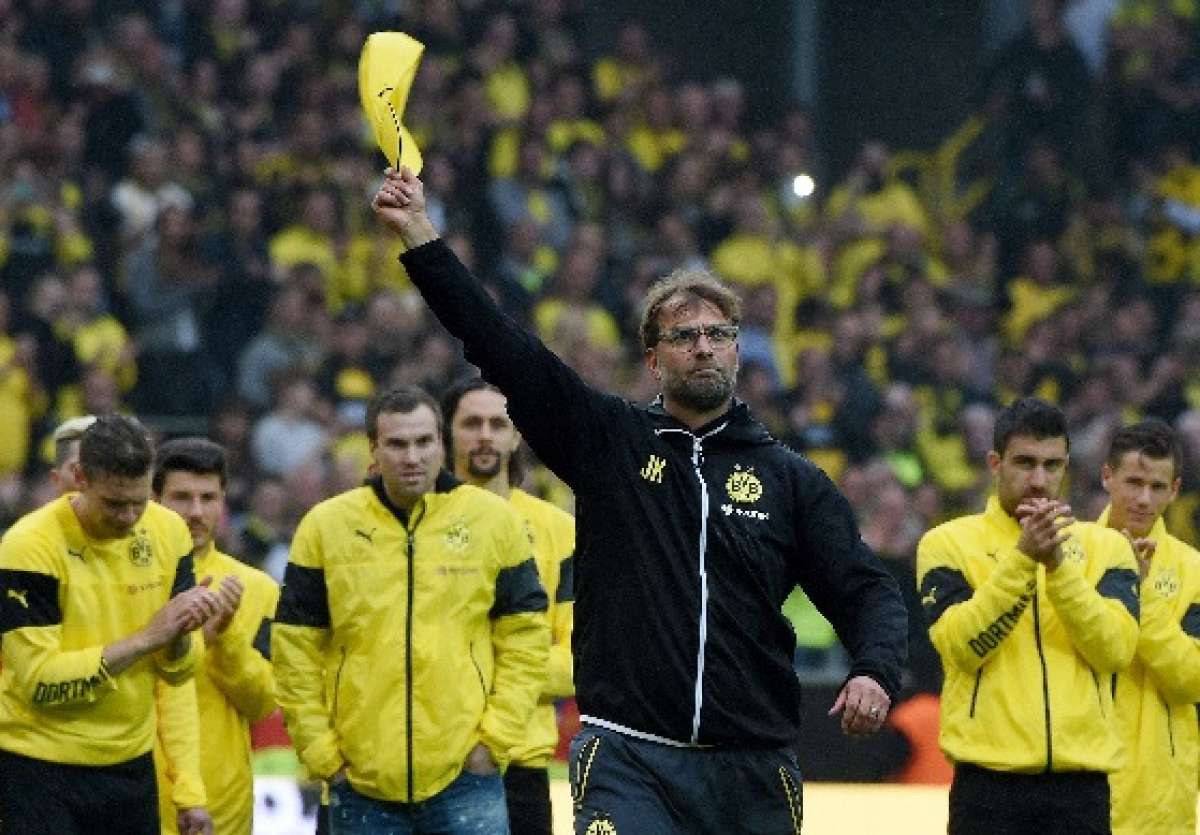 Jurgen Klopp se despidi&oacute; de la afici&oacute;n Borussia Dortmund. El DT dirigi&oacute; al equipo desde 2008. FOTO: AFP 