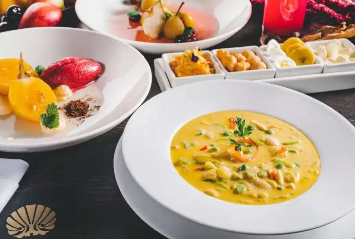 La fanesca se come tradicionalmente en Ecuador durante la Semana Santa.