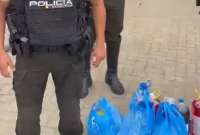 Policía Nacional recibió alimentos y bebidas en respaldo de la ciudadanía